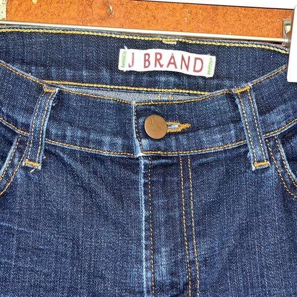 J. Brand Jeans Boot Cut Dark Wash, Size 30 - Picture 3 of 6